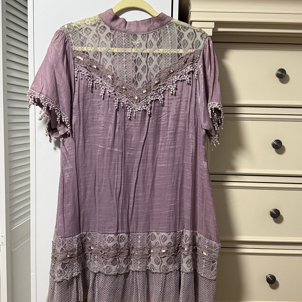 Pretty Angel Mauve Lace Button-Up Top - Picture 7 of 8